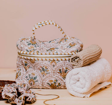 Pink City Courtyard Vanity Case