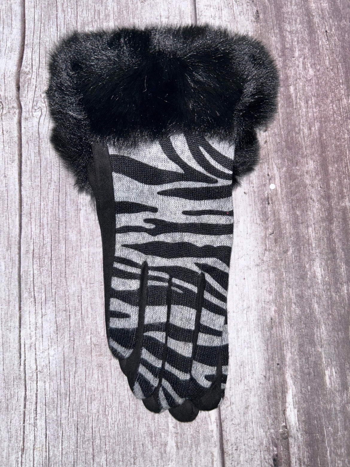 Black animal print glove