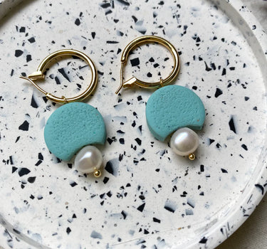 Small Dangles Hoop Earrings with Pearl