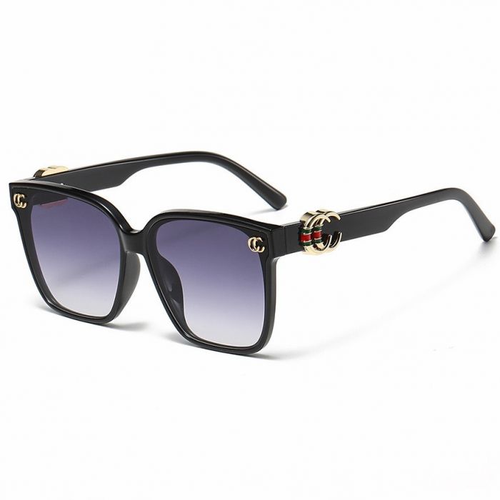 Square Sunglasses with Gold Details in mauve