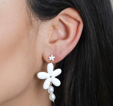 Enamel daisy earrings with drop pearls and tiny daisy stud