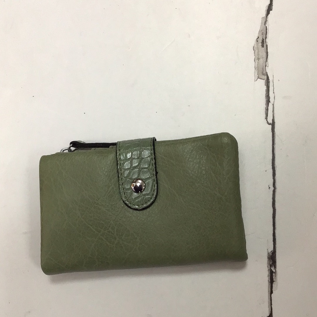 Small soft bifold purse